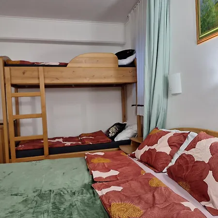 Ξενοδοχείο με διαμερίσματα Mia 3*